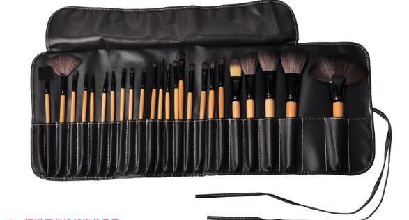 Makeup Pinsel Set Holzgriffe – Präzise & hochwertig